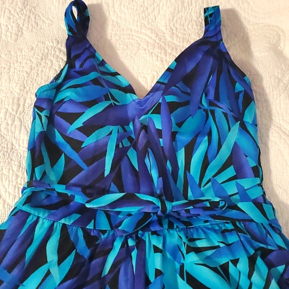 women’s swimsuit size 14 Very good condition - Picture 11 of 17